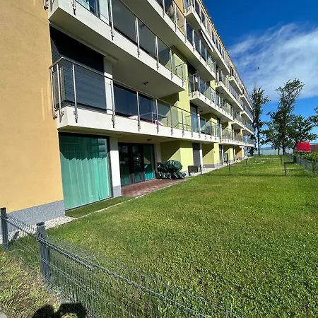Waterfront Fregatt -siofok 09 Апартаменты *